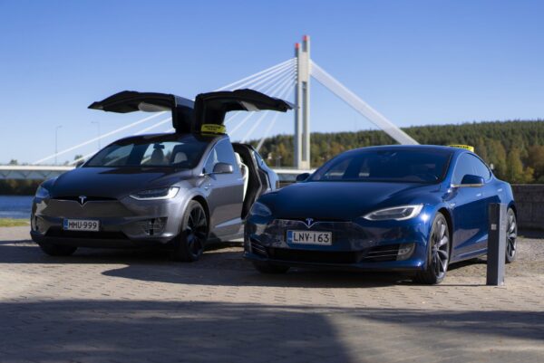 Menevän sähkötaksit