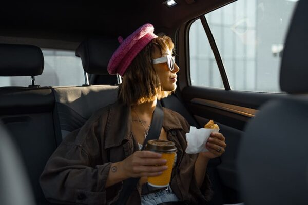 Näitä asioita ei kannata tehdä taksissa 